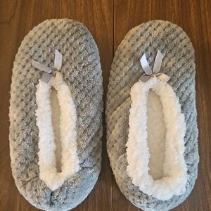 Women's Cozy Gray Women's Slippers Size Large